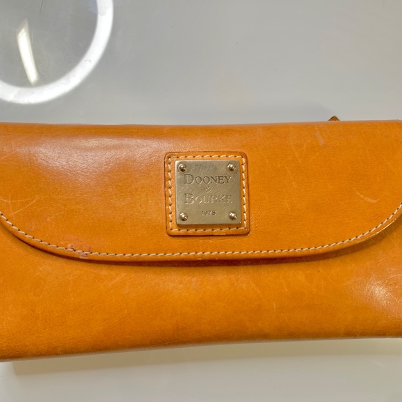 Vintage Dooney & Burkey Wallet
